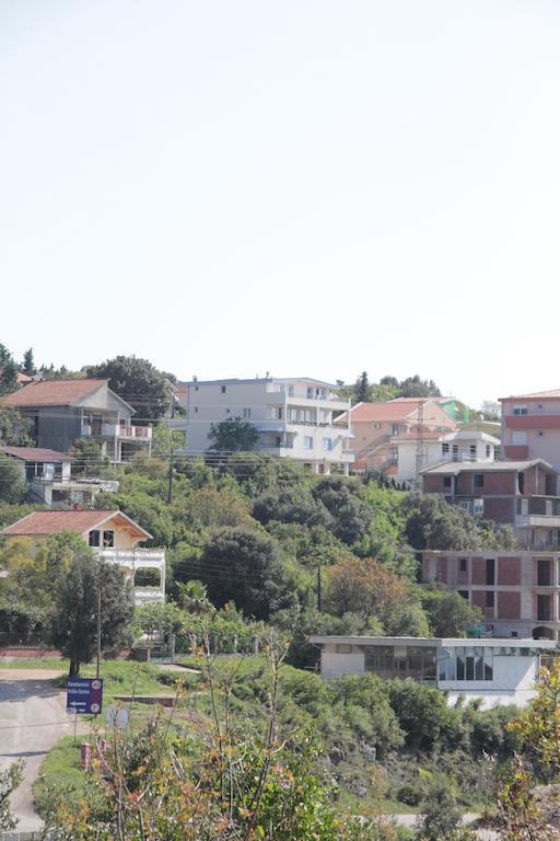 Apartments Ajla Utjeha Zewnętrze zdjęcie