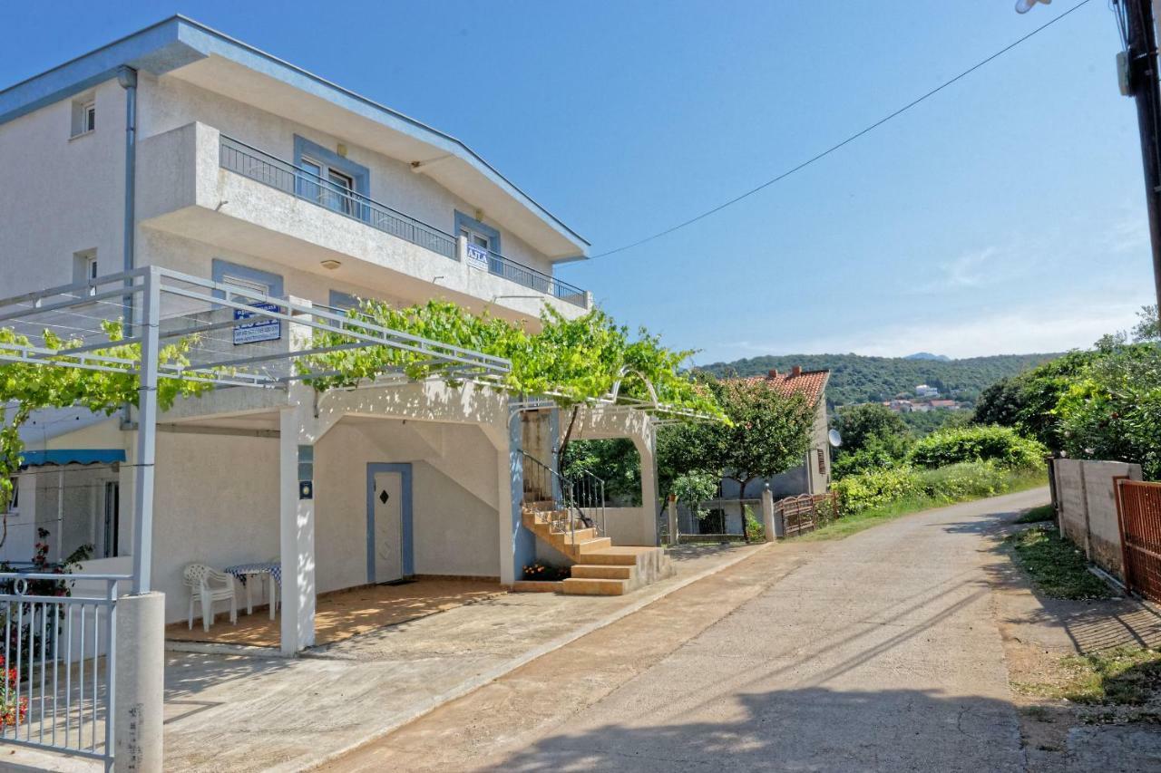 Apartments Ajla Utjeha Zewnętrze zdjęcie