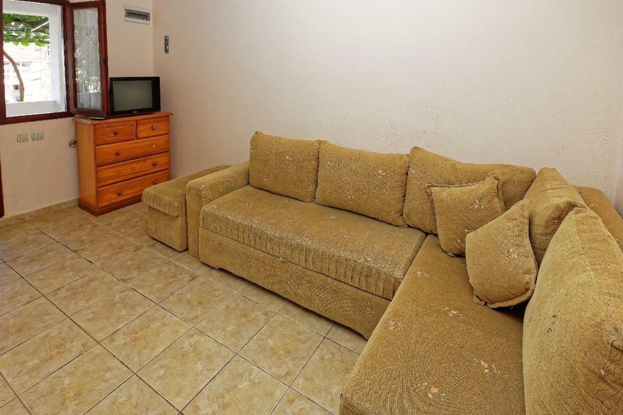 Apartments Ajla Utjeha Zewnętrze zdjęcie