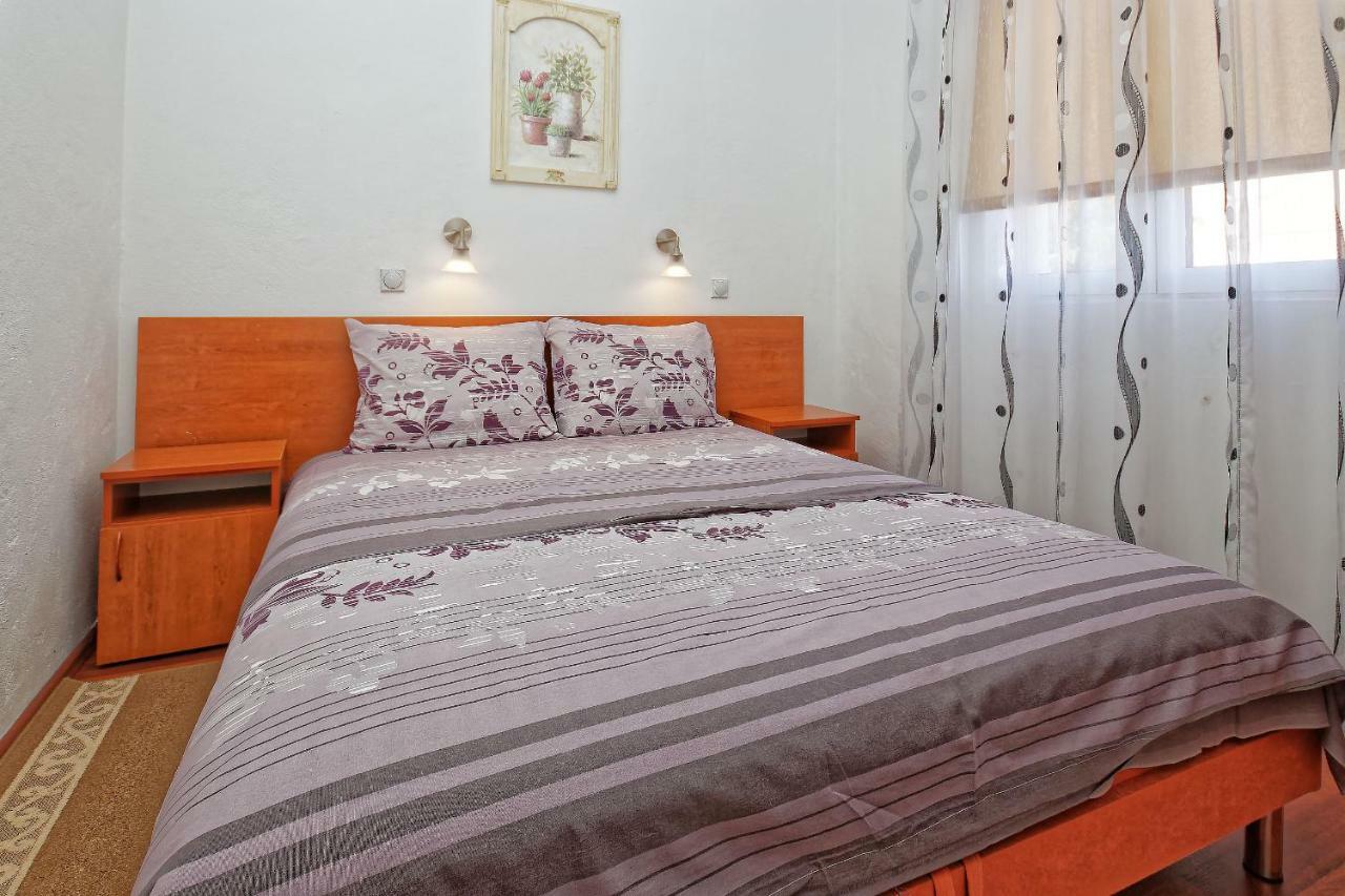 Apartments Ajla Utjeha Zewnętrze zdjęcie