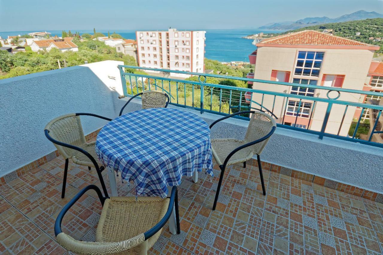 Apartments Ajla Utjeha Zewnętrze zdjęcie