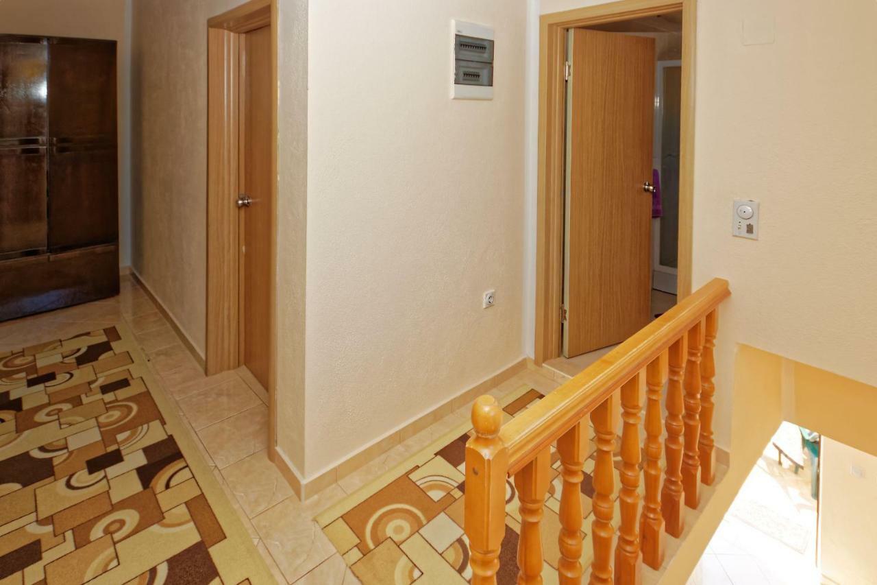 Apartments Ajla Utjeha Zewnętrze zdjęcie